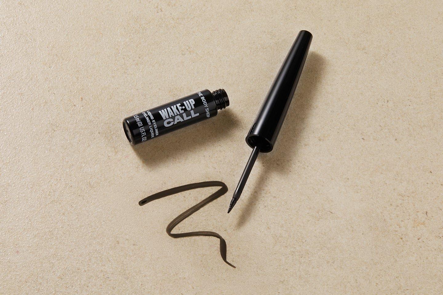 Wakeup call liquid eyeliner