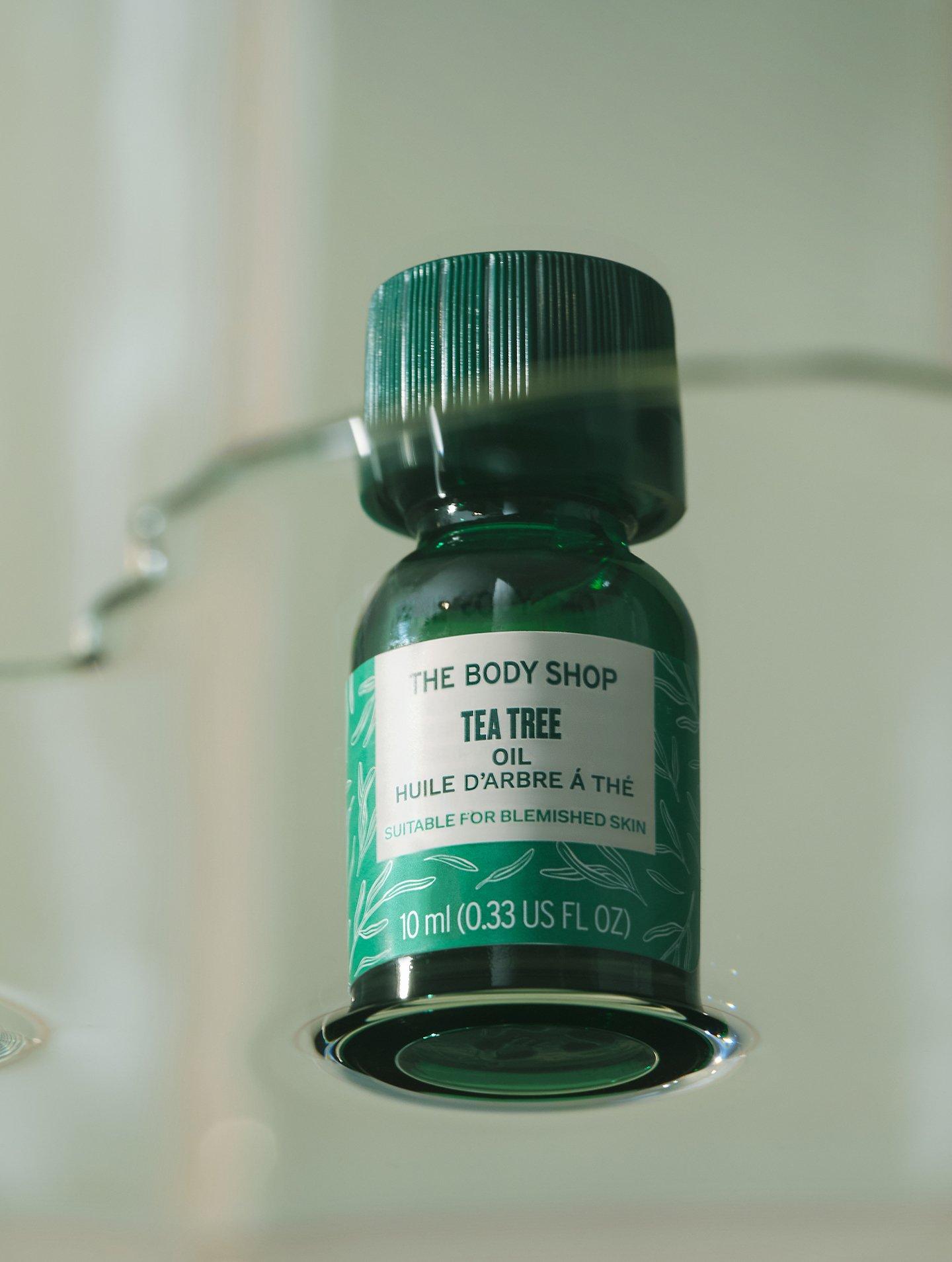 Tea tree oil : 5 utilisations étonnantes de l'huile de l'arbre à thé -  Terrafemina