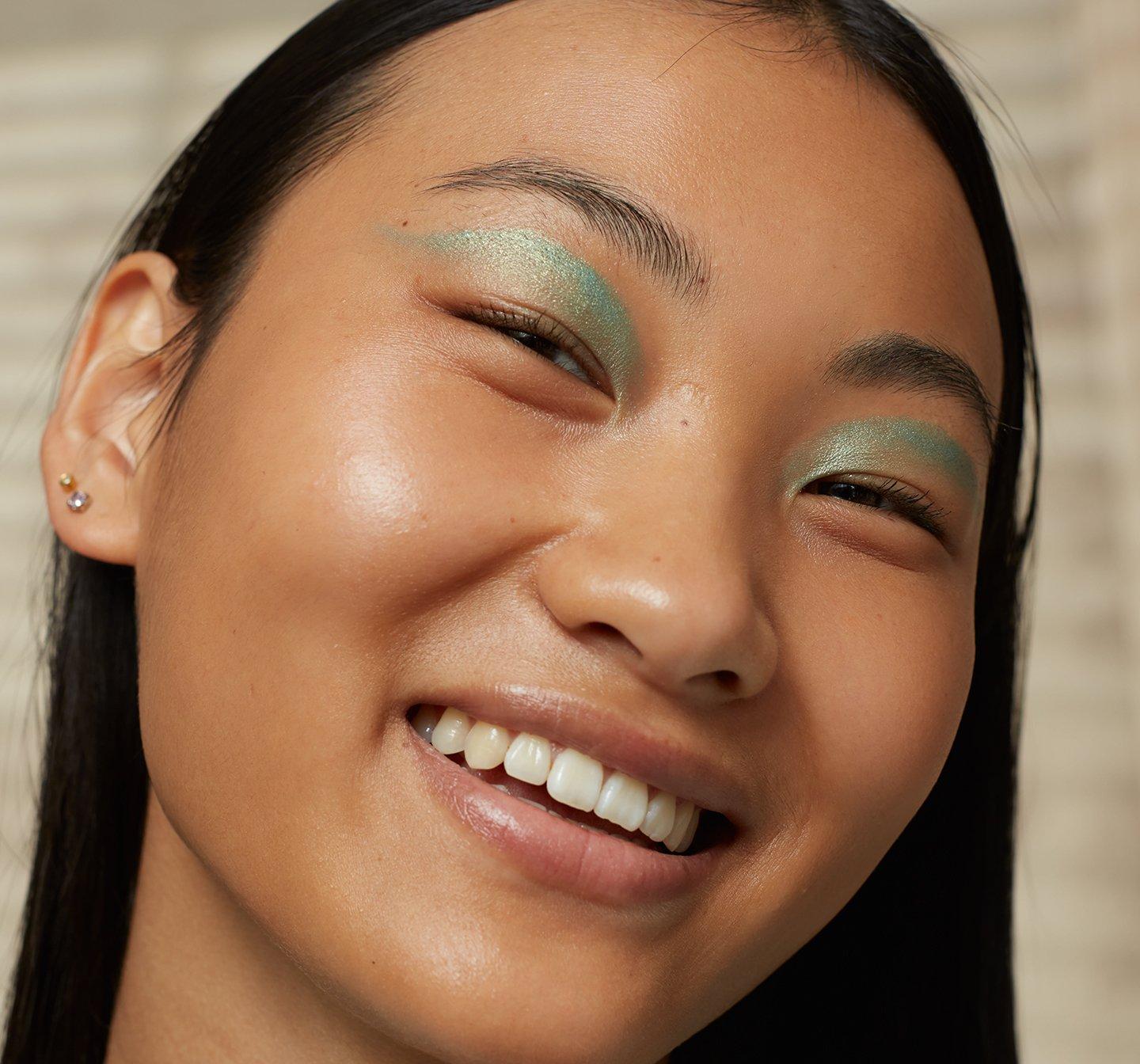 Model eye colour