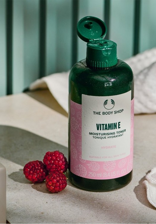 bypass she is Meaningful Vitamin E Toner | Skincare | The Body Shop