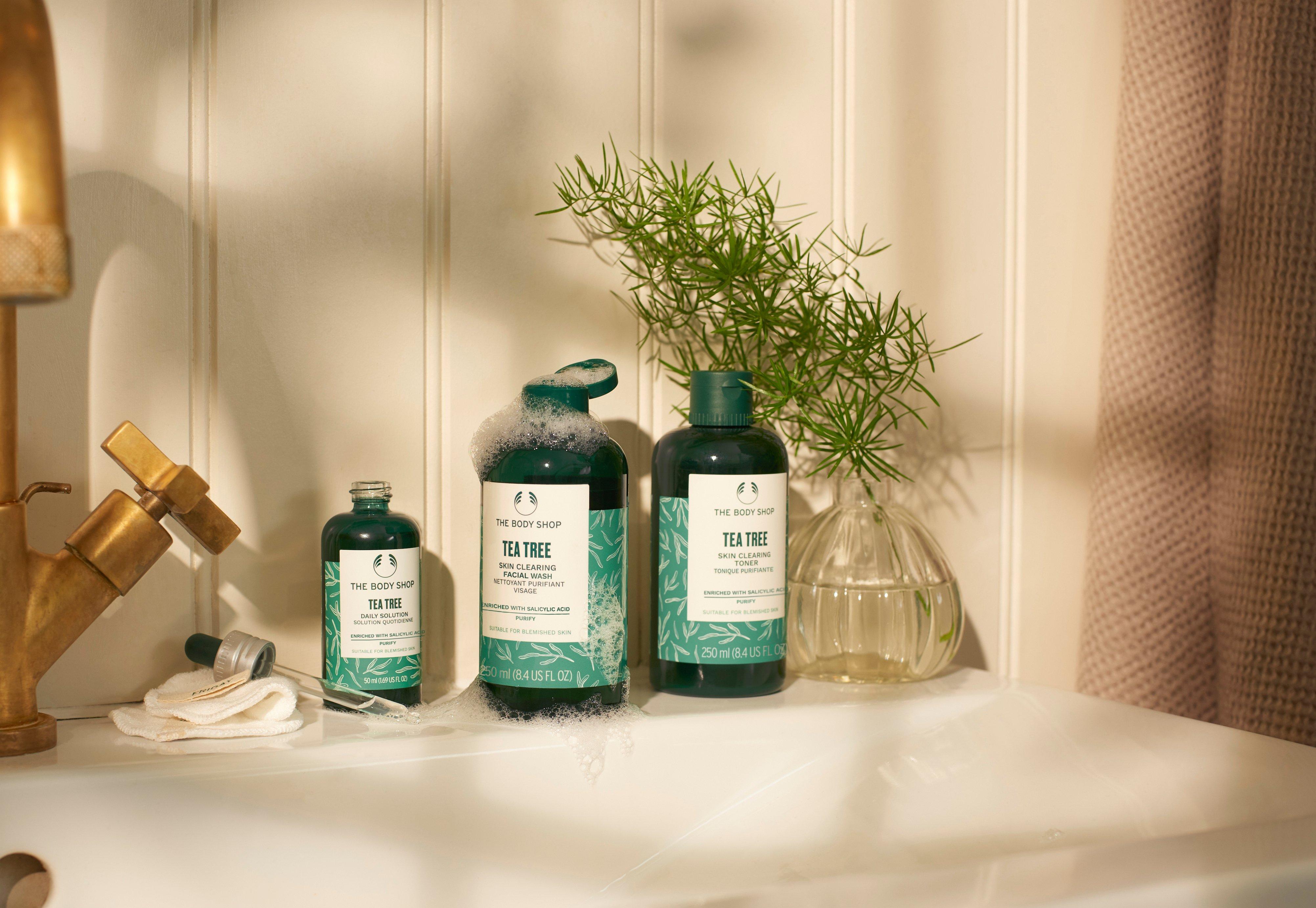 Tea tree skin clearing facial hot sale wash