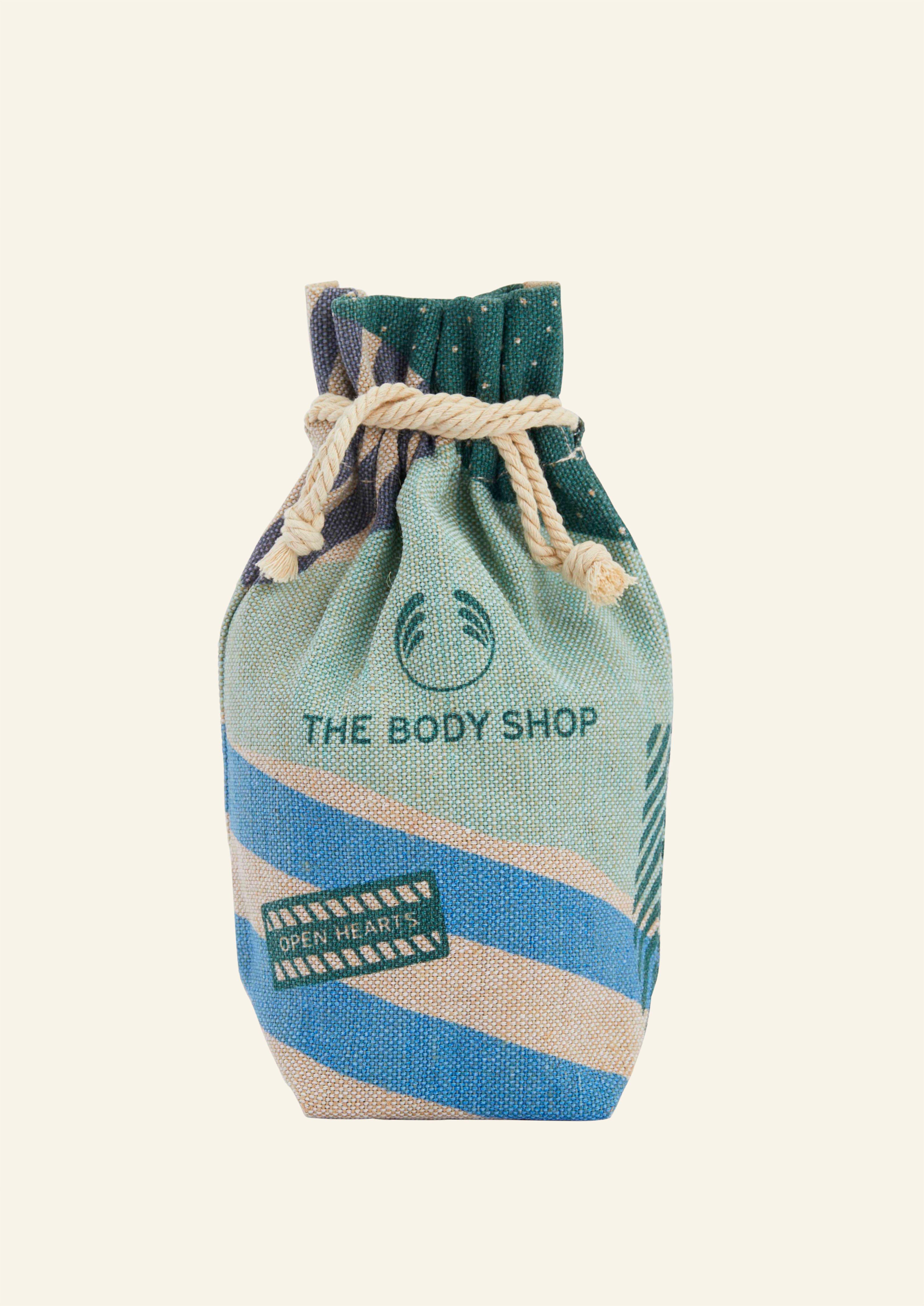 Body shop christmas gift bags outlet