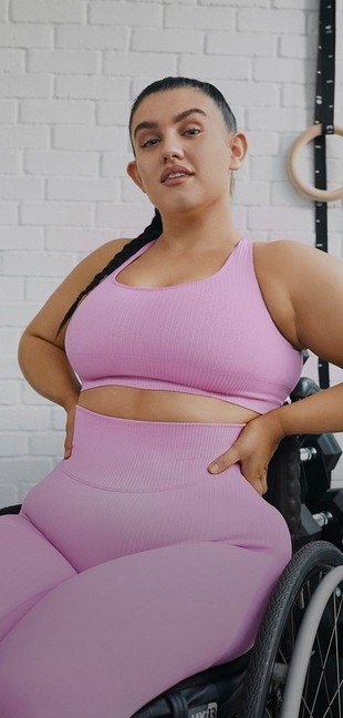 Sophie Butler in a gym setting Sophie Butler in a gym setting