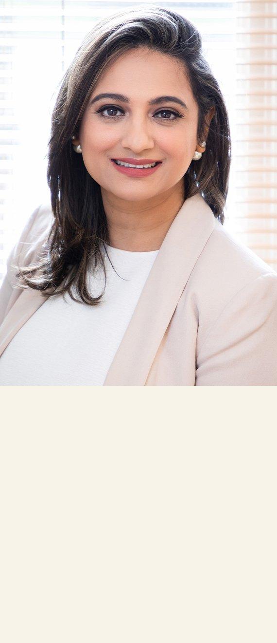 Image of a female skin expert -dt