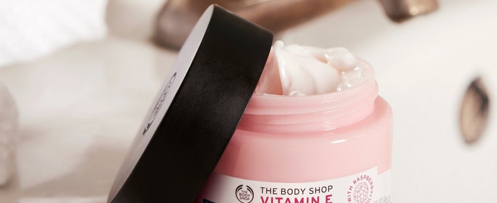 THE BODY SHOP NIGHT CREAM POT OPEN THE BODY SHOP NIGHT CREAM POT OPEN