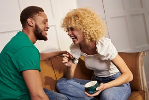 Couple with vegan gift Couple with vegan gift