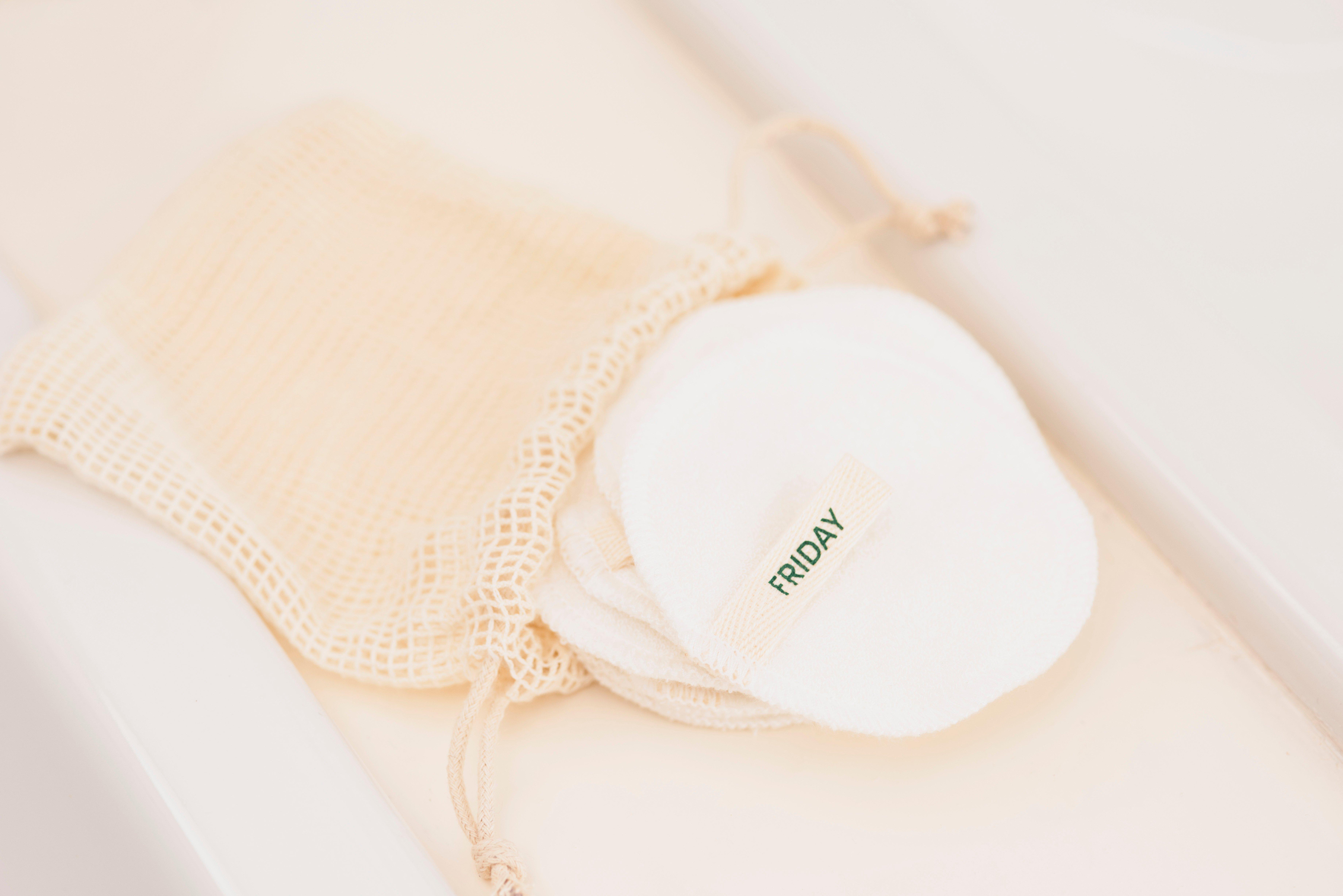 Body shop cotton rounds top