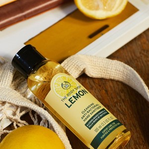 Lemon Cleansing Anti-Bacterial Hand Sanitiser with Lemons