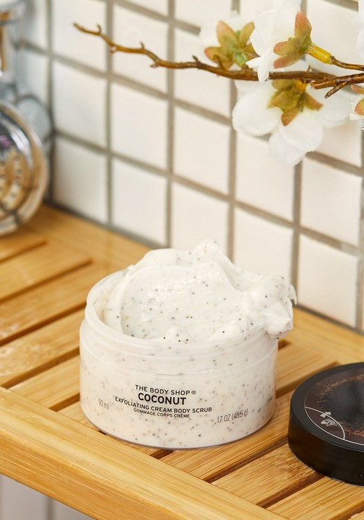 Coconut Exfoliating Cream Body Scrub | The Body Shop