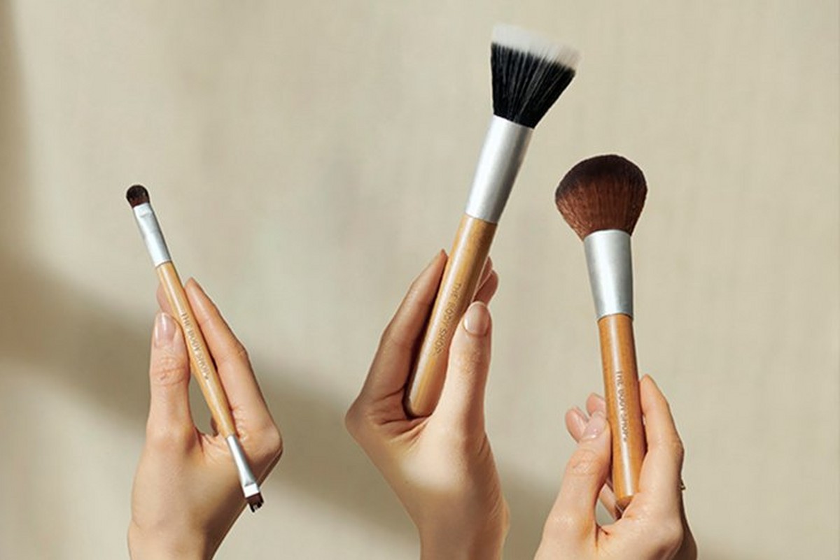 Makeup Brushes & Tools The Body Shop
