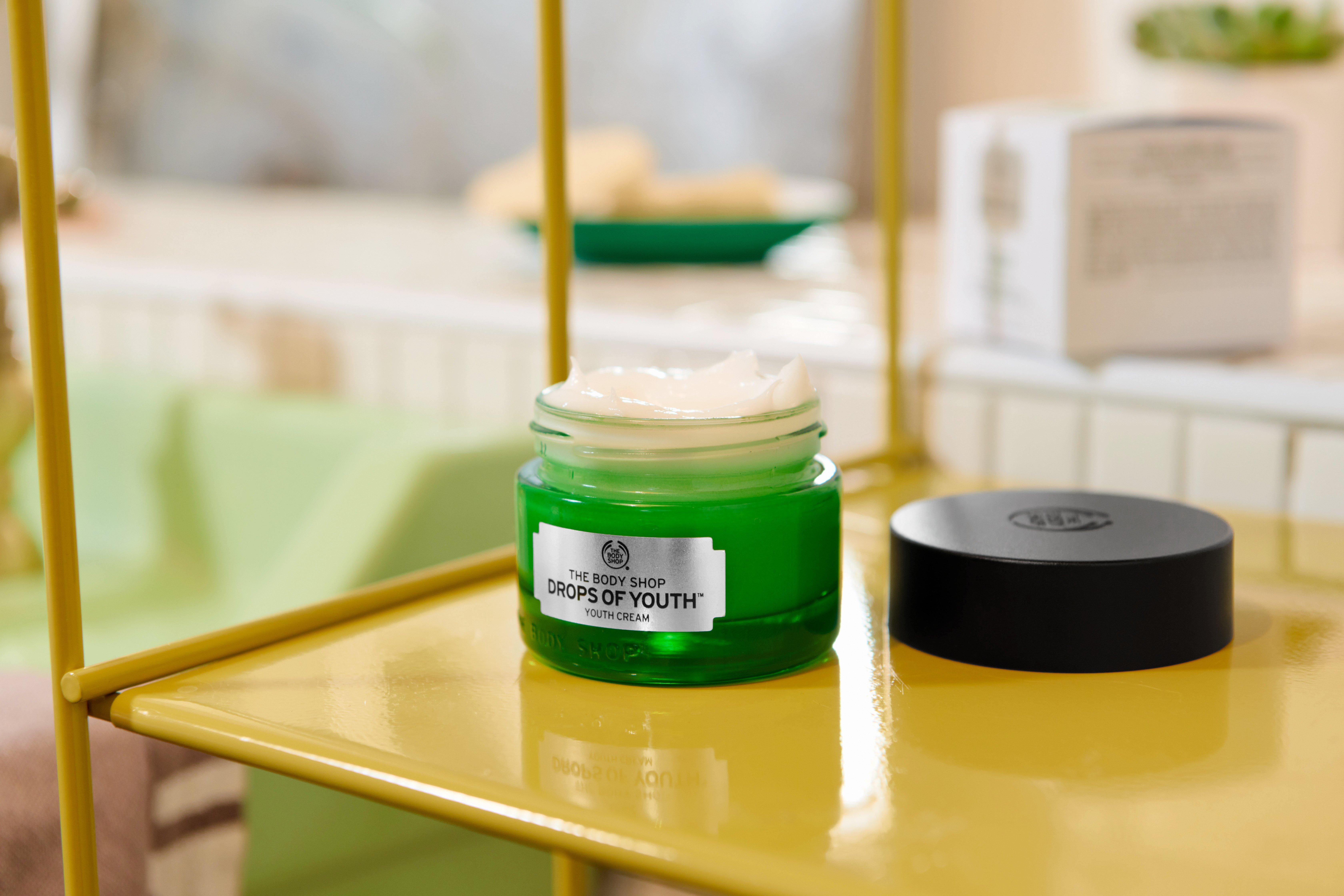 drop of youth moisturizer