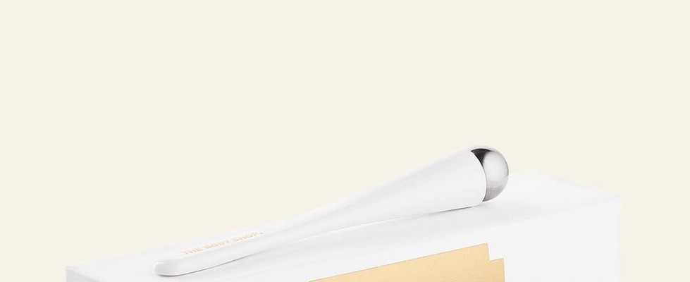 The Body Shop Precision Eye Roller The Body Shop Precision Eye Roller