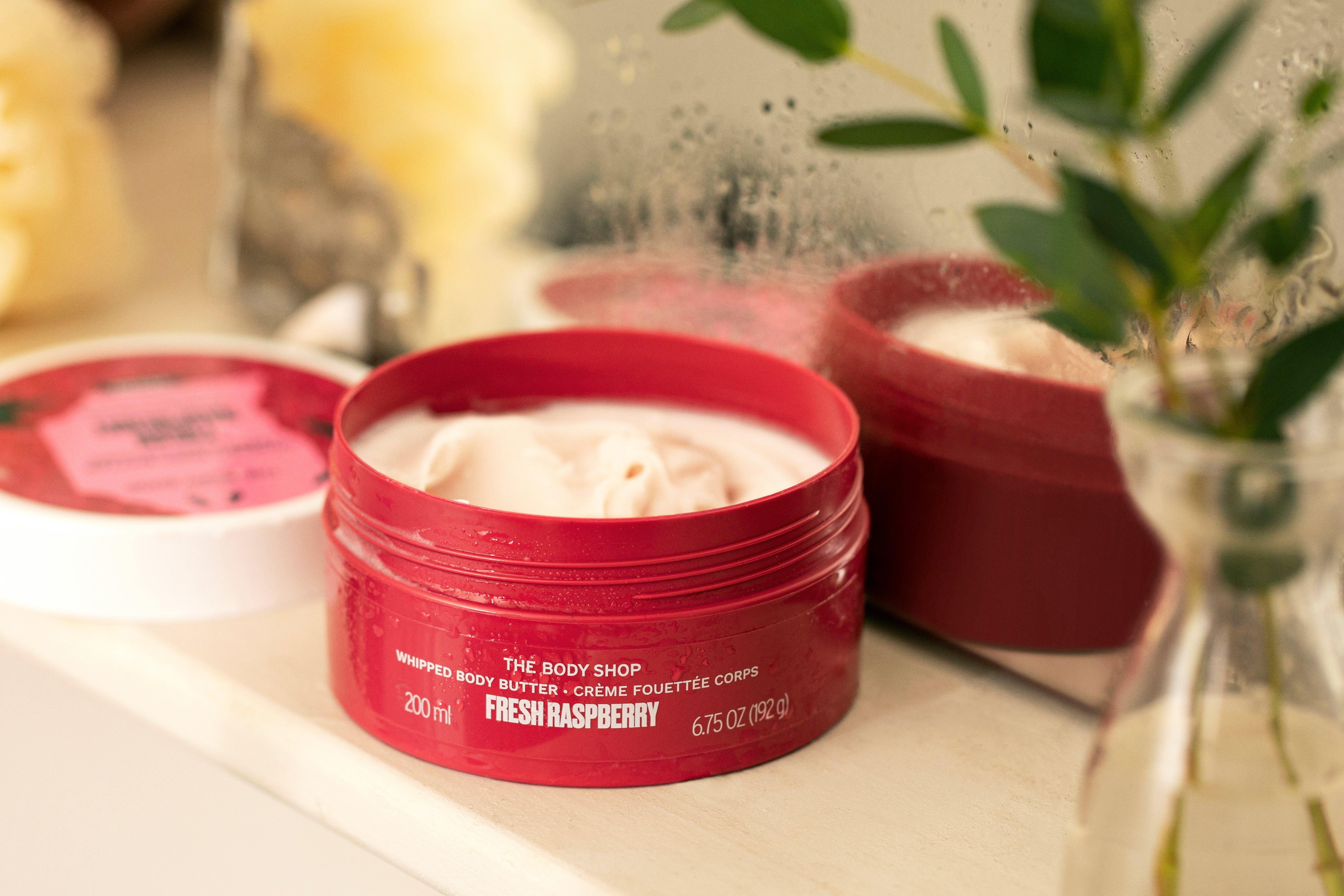 Indien Hop ind lineær Fresh Raspberry Whipped Body Butter |Body | The Body Shop®