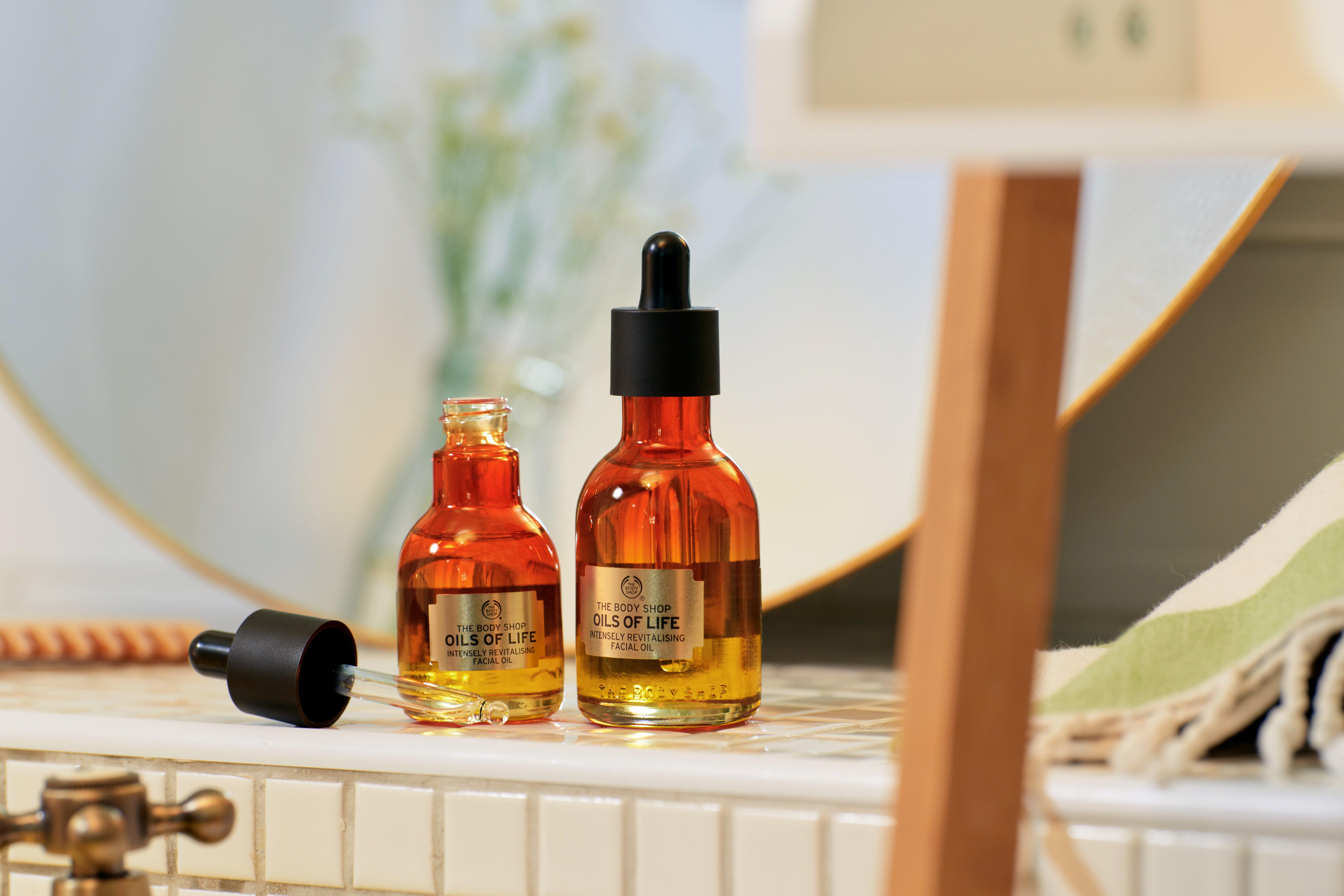 Oils of Life Intensely Revitalizing Facial Oil