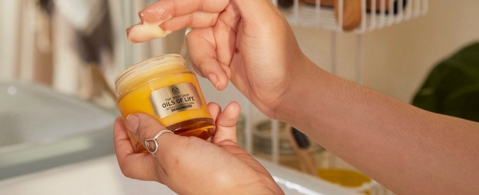 The body shop oils of life The body shop oils of life