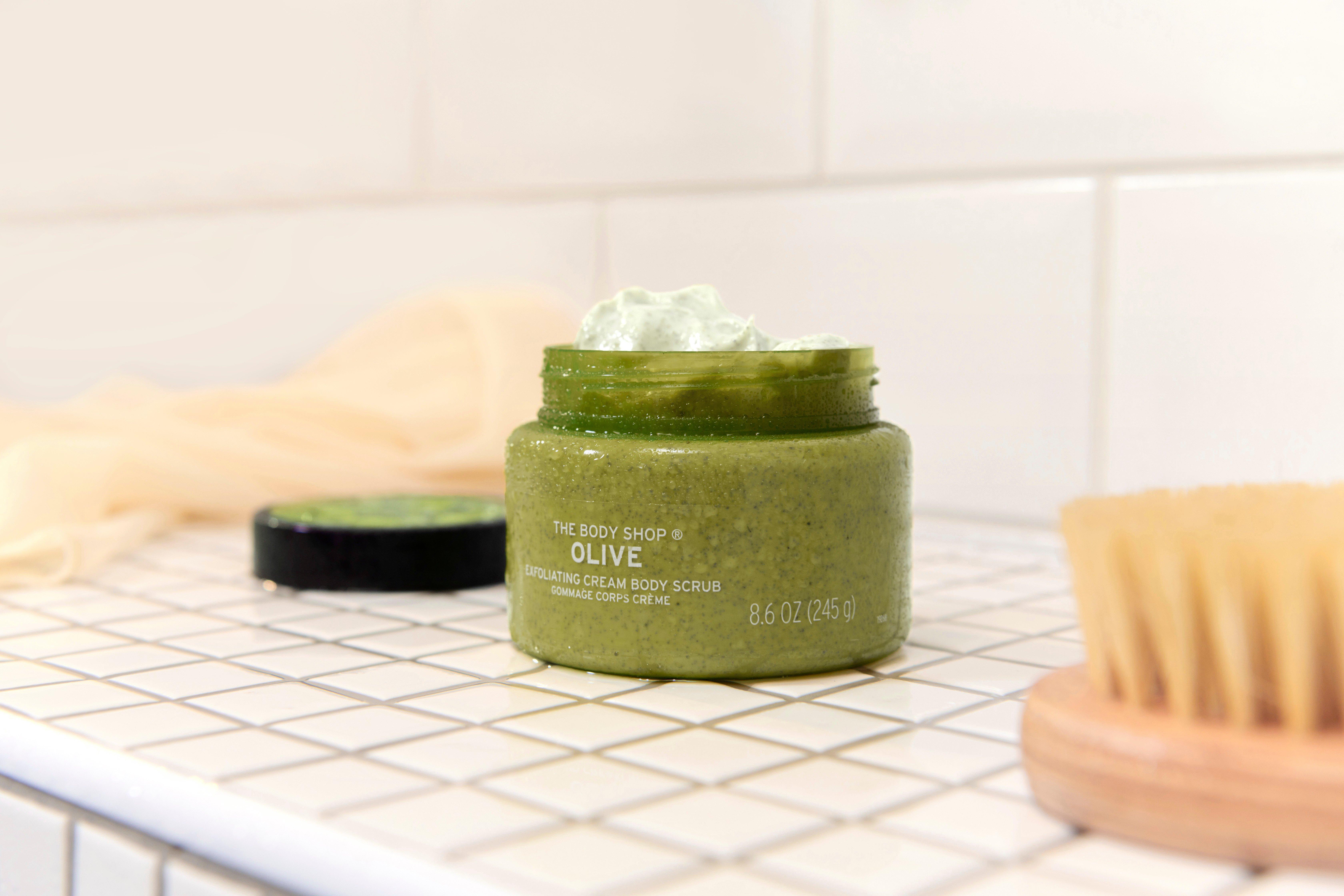 Gel Exfoliant Aux Noyaux D Olives Tube 150 Ml
