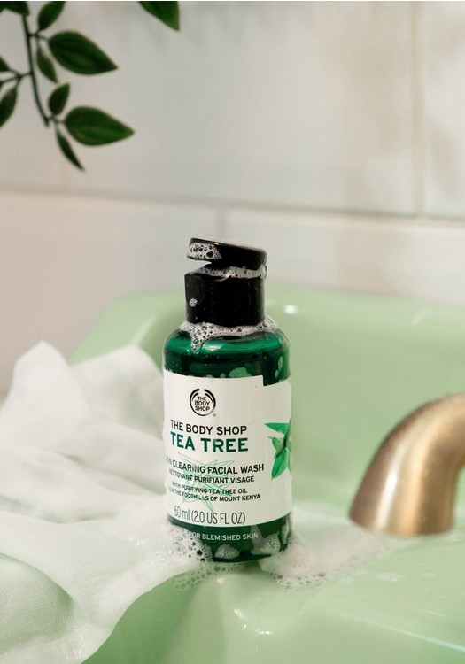 Tea Tree Face Wash & Cleanser For Oily Skin | The Body Shop