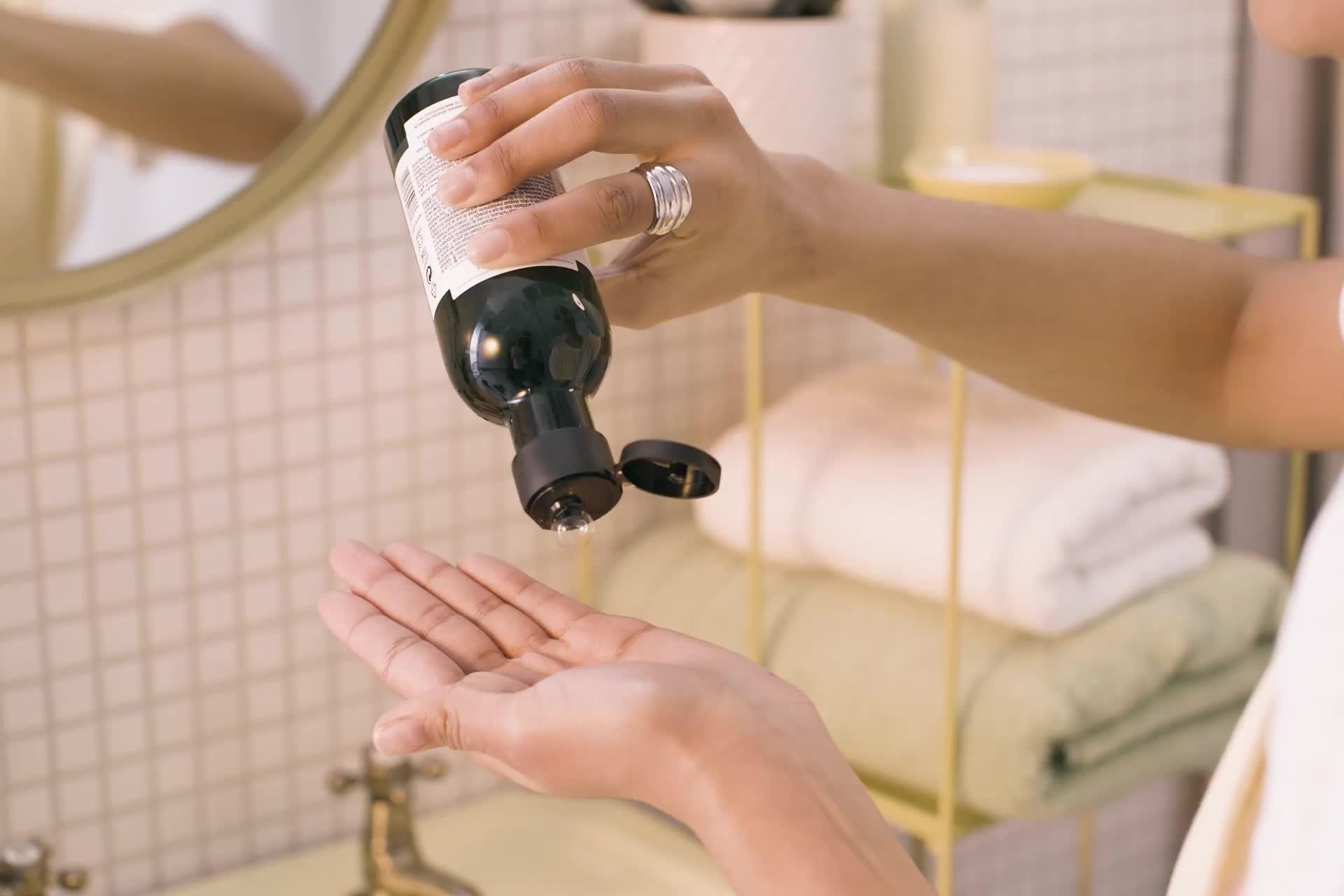 tea tree clearing face wash